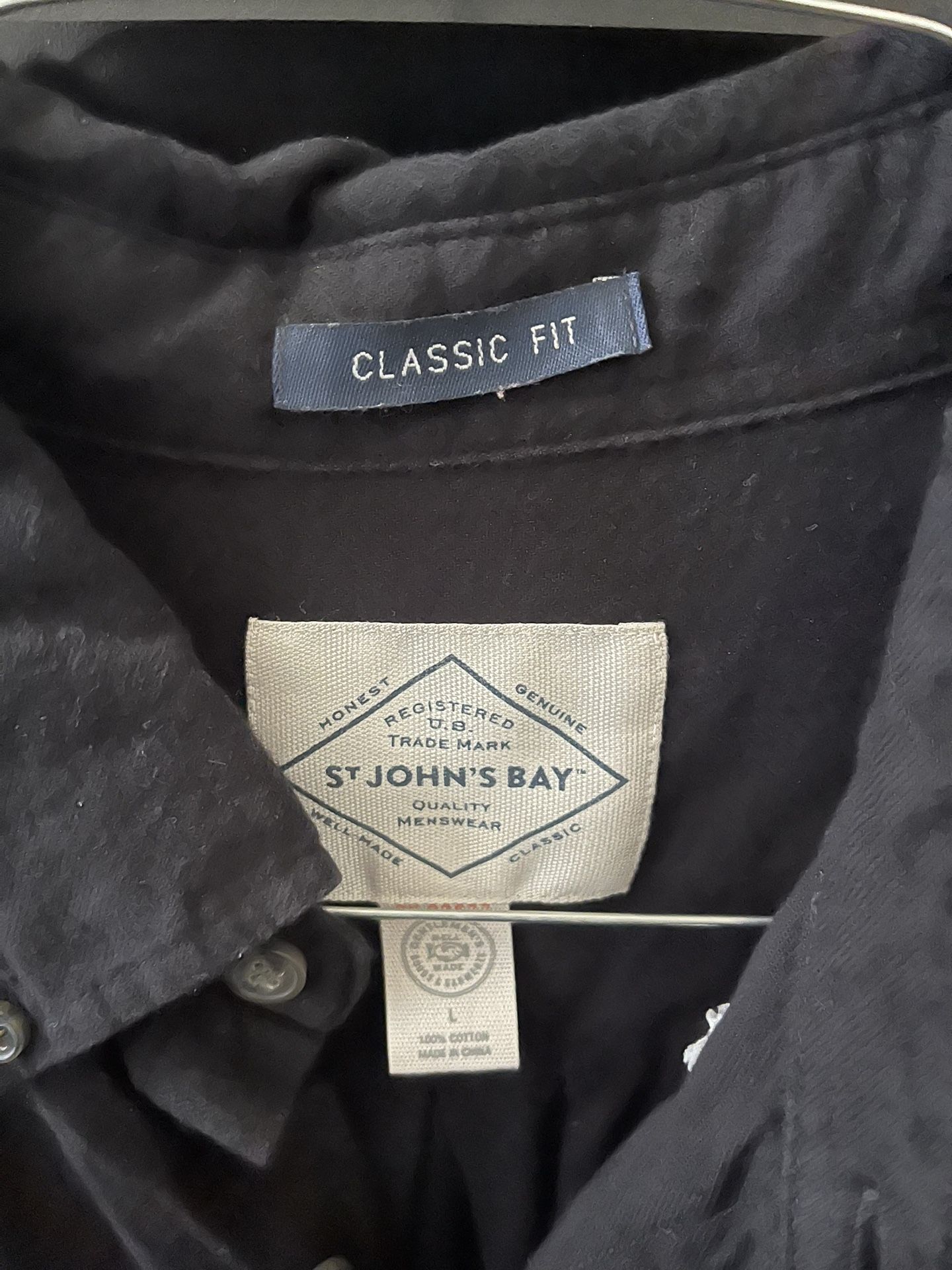 Black Classic Fit men’s Long Sleeve Shirt