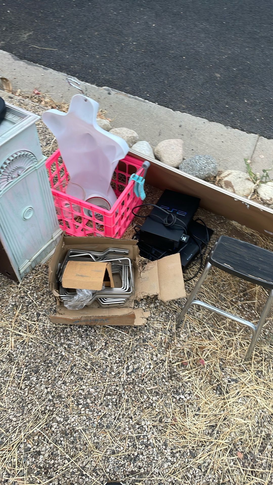 Curb Alert Free Please Take Asap