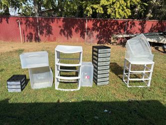 Plastic drawers