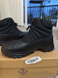 Black Winter Duck Boots with Front Zip