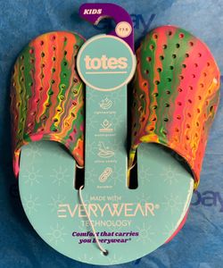 totes Kids Size T 7-8 slippers multicolor, Lightweight Waterproof Durable New