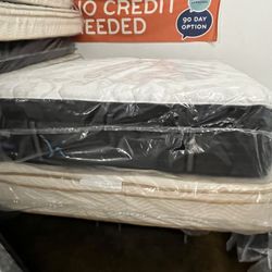Queen Sealy Mattress 