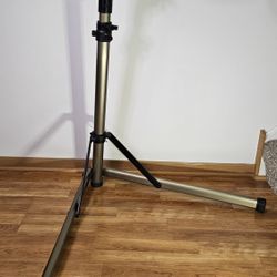 Bike Repair Stand – Adjustable, Sturdy, Folds Flat