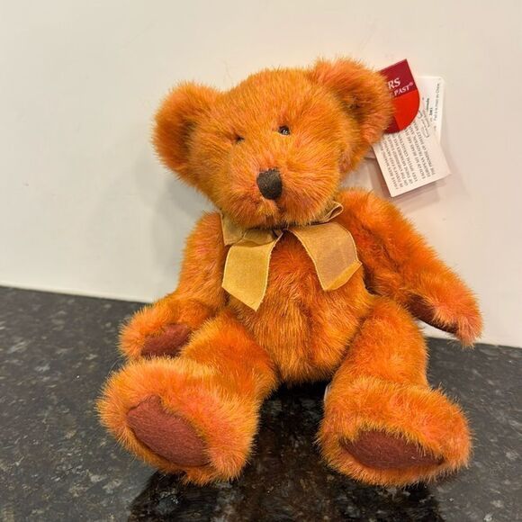 Russ Berrie Teddy Bear Tinker 4677 Collectable with tags. Size 9”