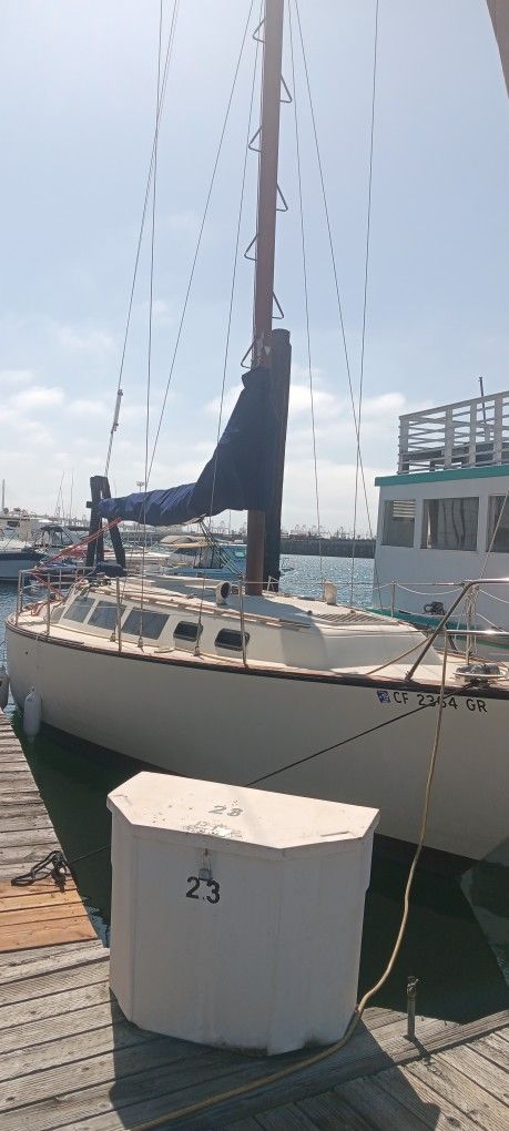 36' Sailboat