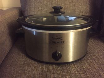 Crockpot 4 quarts slow cooker great working condition