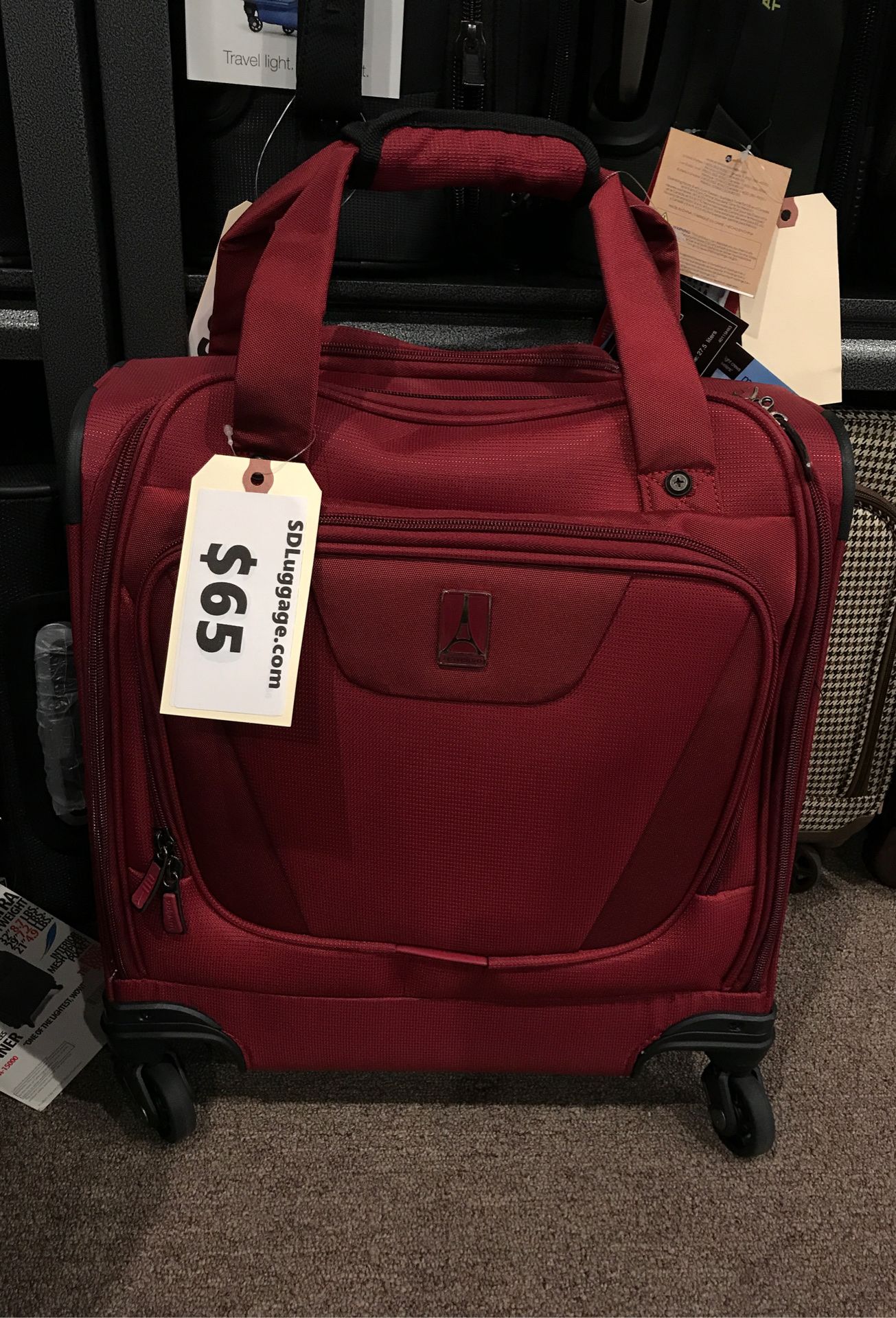 Travelpro maxlite 4 compact hoarding bag red