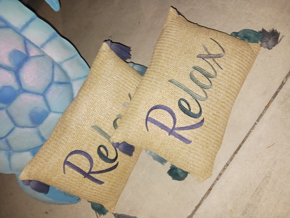2 Beautiful Patio Pillows 10 Firm Look My Post Tons Items Low Prices