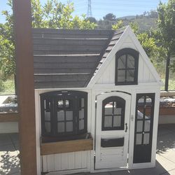 Free kids playhouse