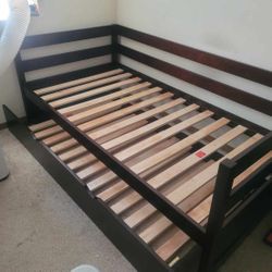 Twin Bed With Trundle Bed