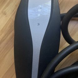  Tesla Universal Mobile Connector (Gen 1) 