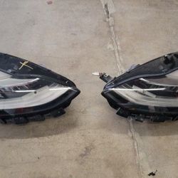 ! FREE ! Tesla Model 3 Headlights