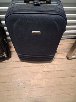 Rolling luggage