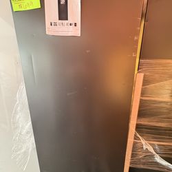 Frigidairere 20cu ft freezer