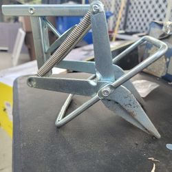 Garsum Mole Trap (Used) 