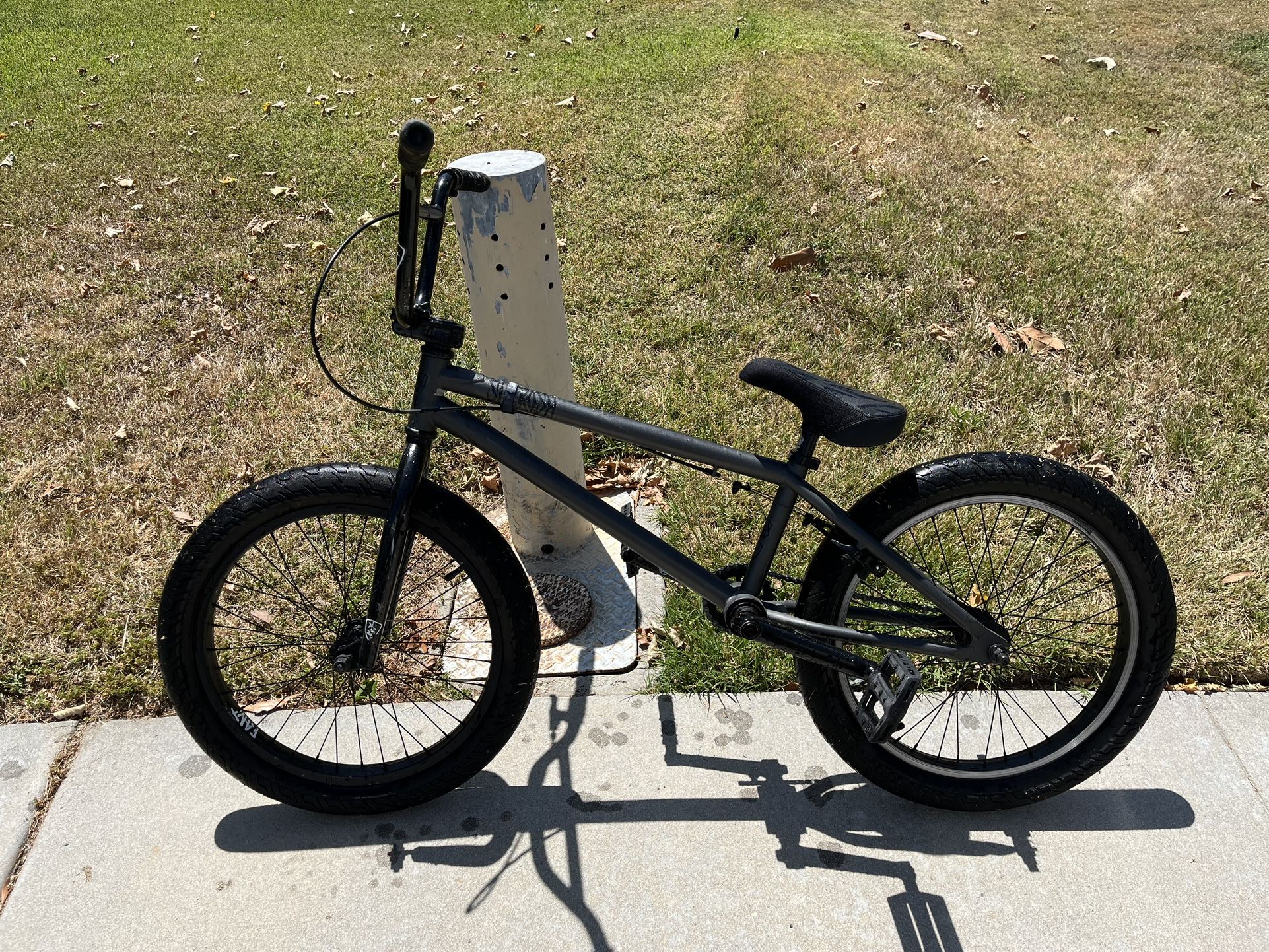 Subrosa 20in BMX Gray/black