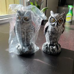 Plastic Owls (2)