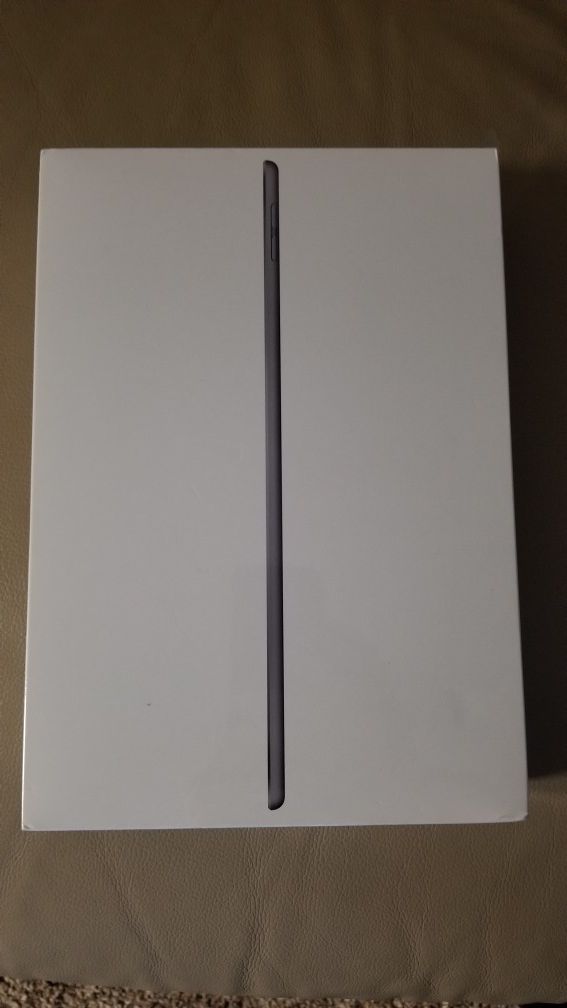 New Apple iPad Air 10.5-inch Wi-Fi Only (2019 Model)