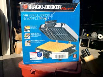 3 In One Black N Decker Grill, Grittle And Waffle Maker,