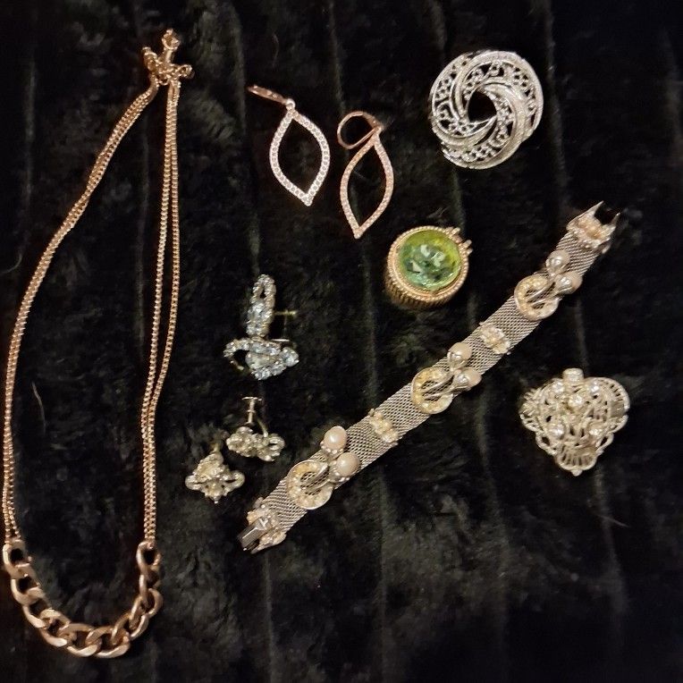 Vintage Jewelry