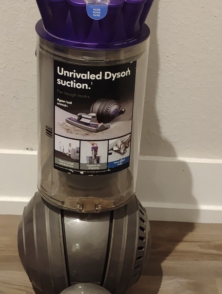 Dyson Vacuum Cleaner 