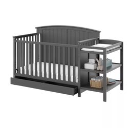 4 In 1 Crib With Storage And Changing Table 