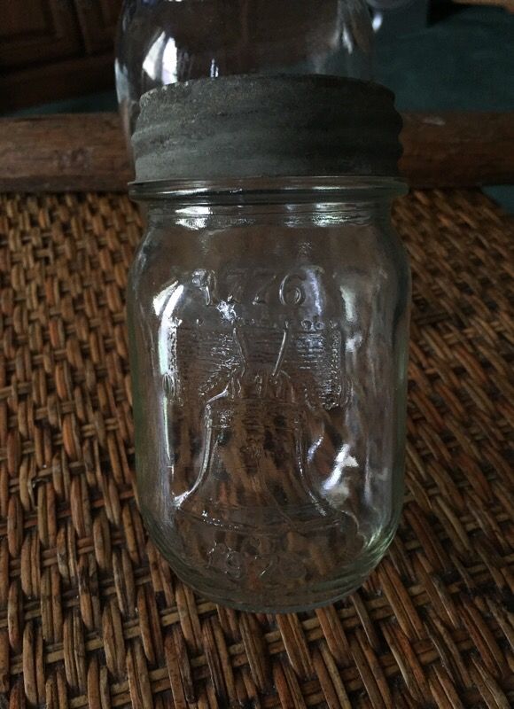 Bicentennial jelly jar,