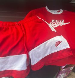 Medium men’s Nike short set