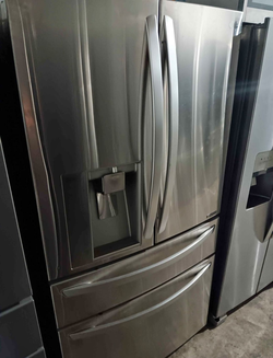 Stainless Steel LG French Door Fridge with IceMaker