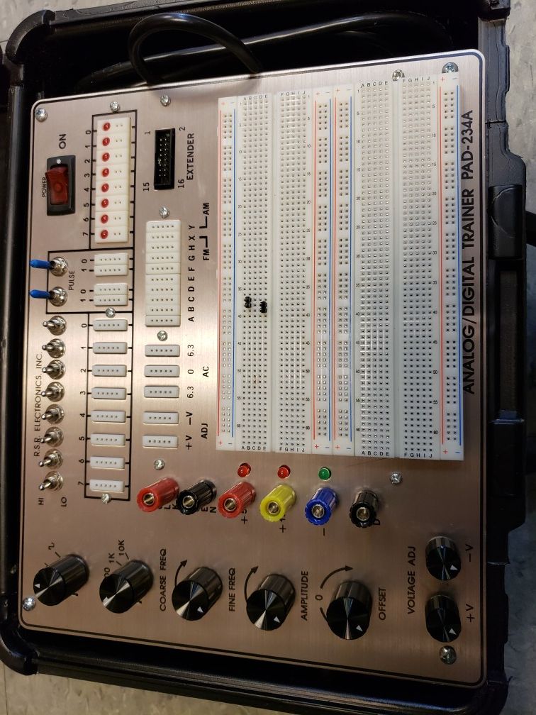 RSR Electronics PAD-234A Analog/Digital Trainer