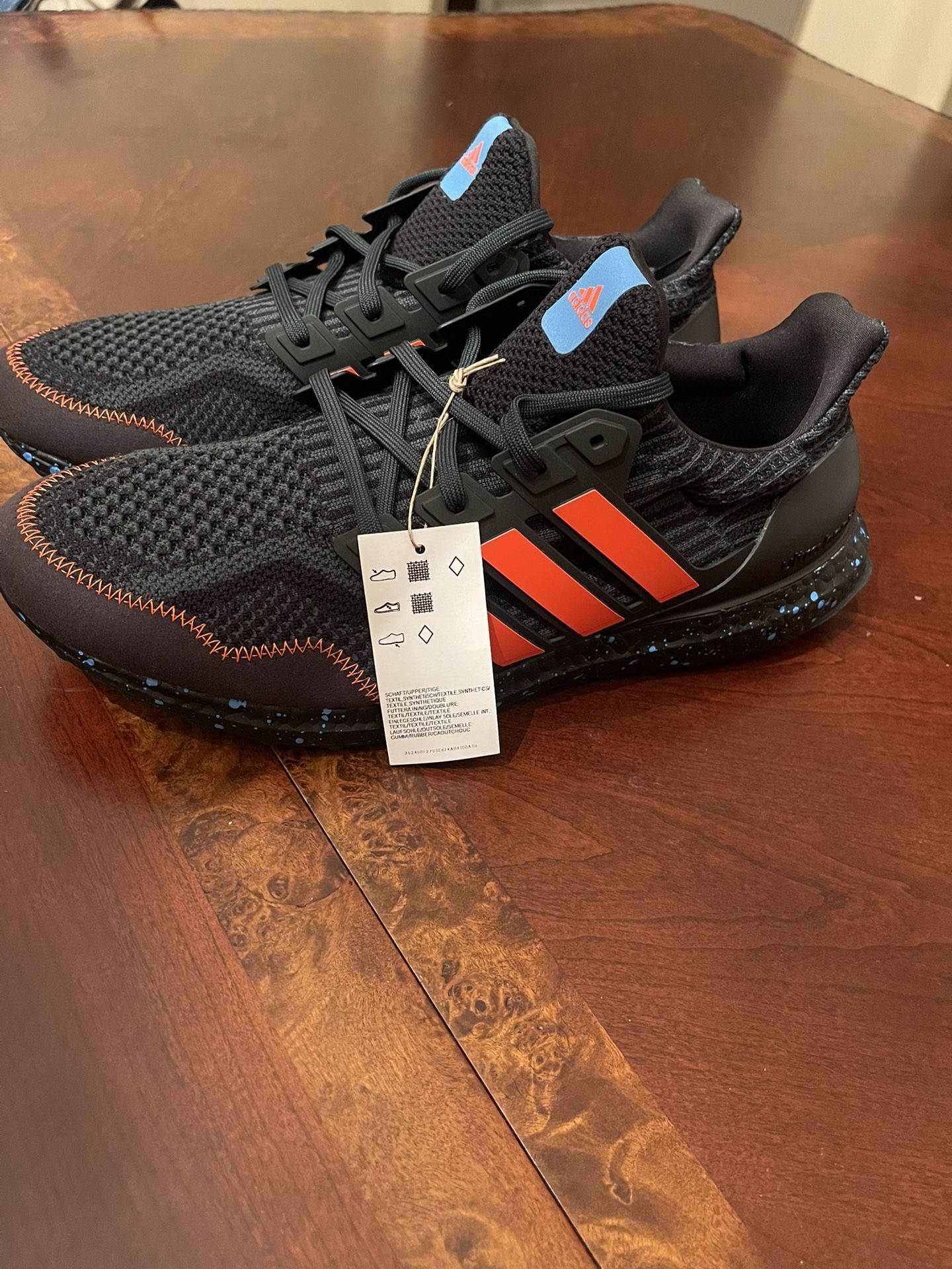 Adidas ULTRABOOST 5.0 DNA