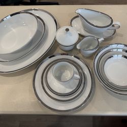 Fukagawa Porcelain NIB