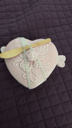 Pink heart mini pot baker