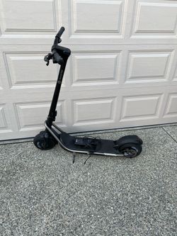 Electric scooter