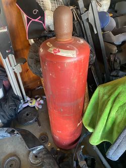 Welding bottle