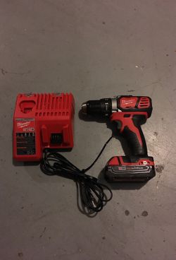 Milwaukee drill set m18 !!!! Pick up only !!!! Please dont waste my time !!!!