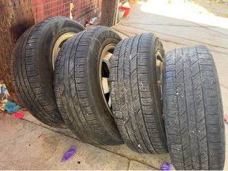04-09 Toyota pruis tires and rims
