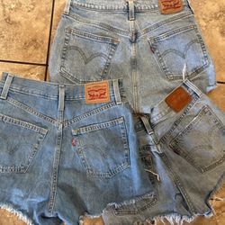 Women’s Levi’s Shorts Size 26 Bundle 