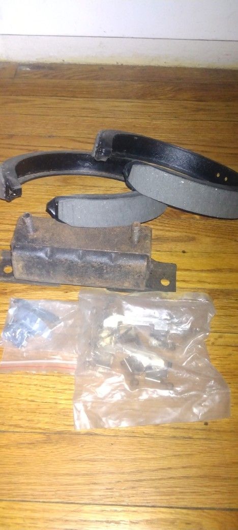 Emergency Brake Shoes And 1 Motor Mount GMC Denali Cadillac Escalade Suburban And More 