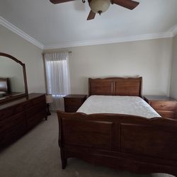 Thomasville Bedroom Set