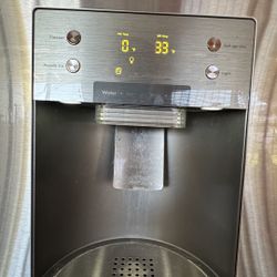 French Door Refrigerator Freezer 