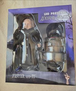 Mezco Toys Addams Family Fester It Figures