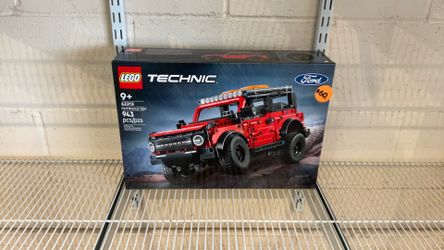 LEGO 42213 TECHNIC FORD BRONCO SUV.