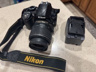 Nikon D-3100