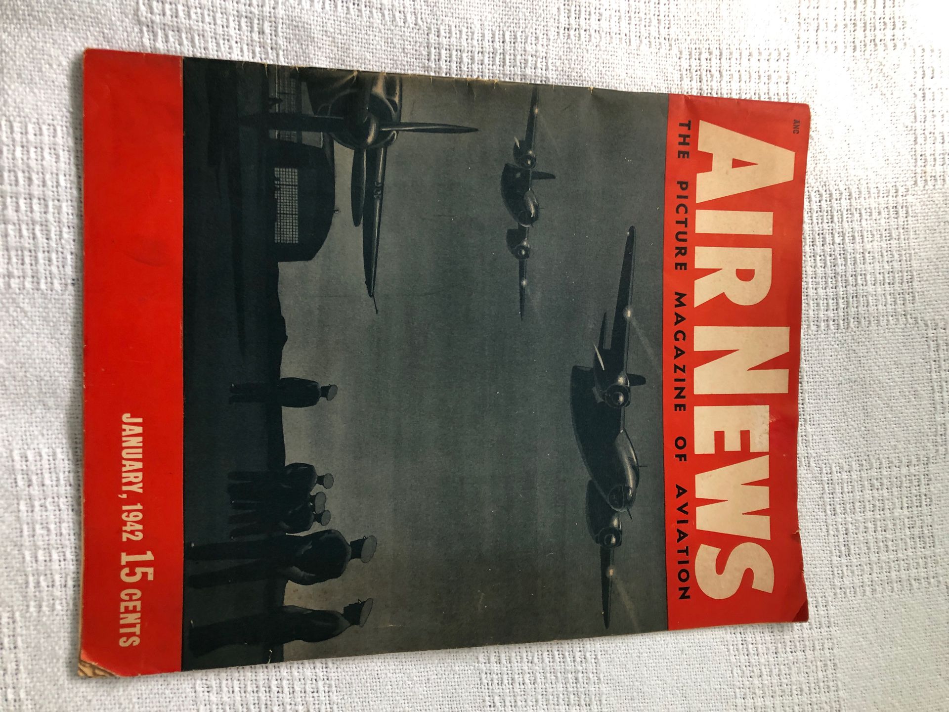 Air News 1942 pictures of aviation. Good condition. Has all pages
