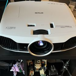 Powerlite Home Cinema 5030 UB Epson