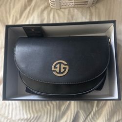 Black purse