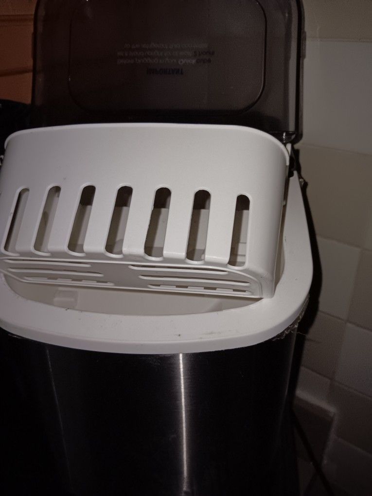 ICEMAKER