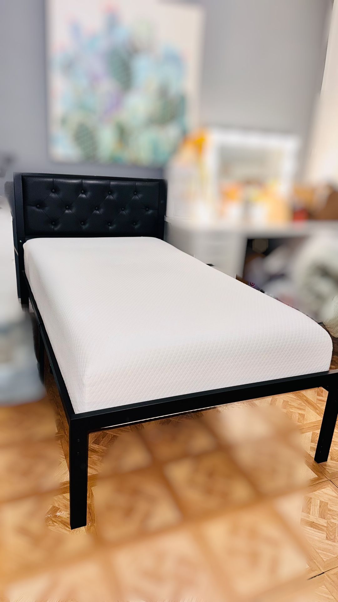 Twin XL Bed And Mattress 