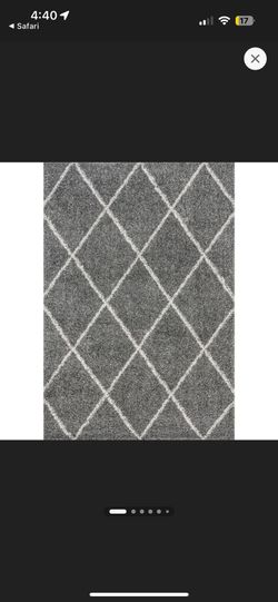 Carpet - Grey And White -5 x 8